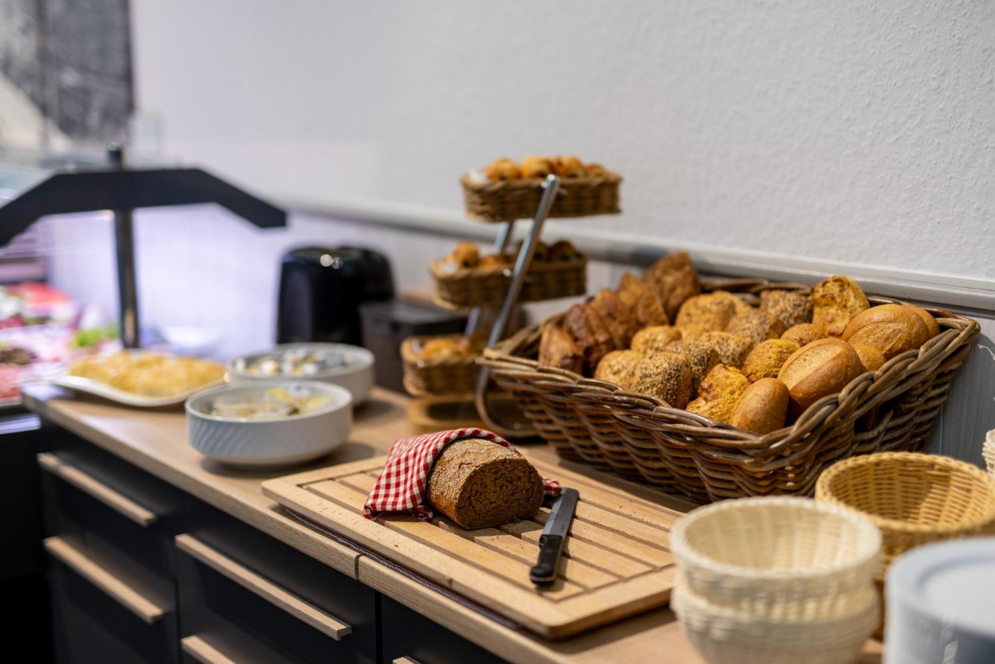 Hotel Luettje Burg Lütjenburg Eksteriør bilde
