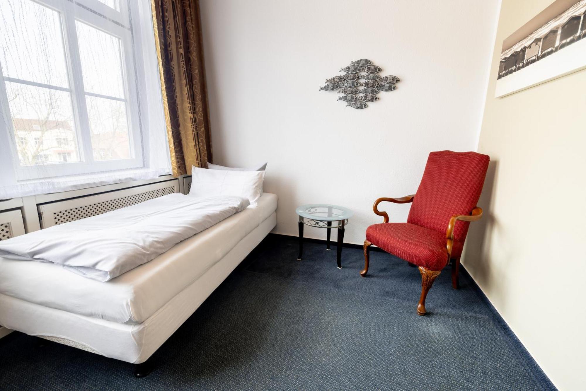 Hotel Luettje Burg Lütjenburg Eksteriør bilde