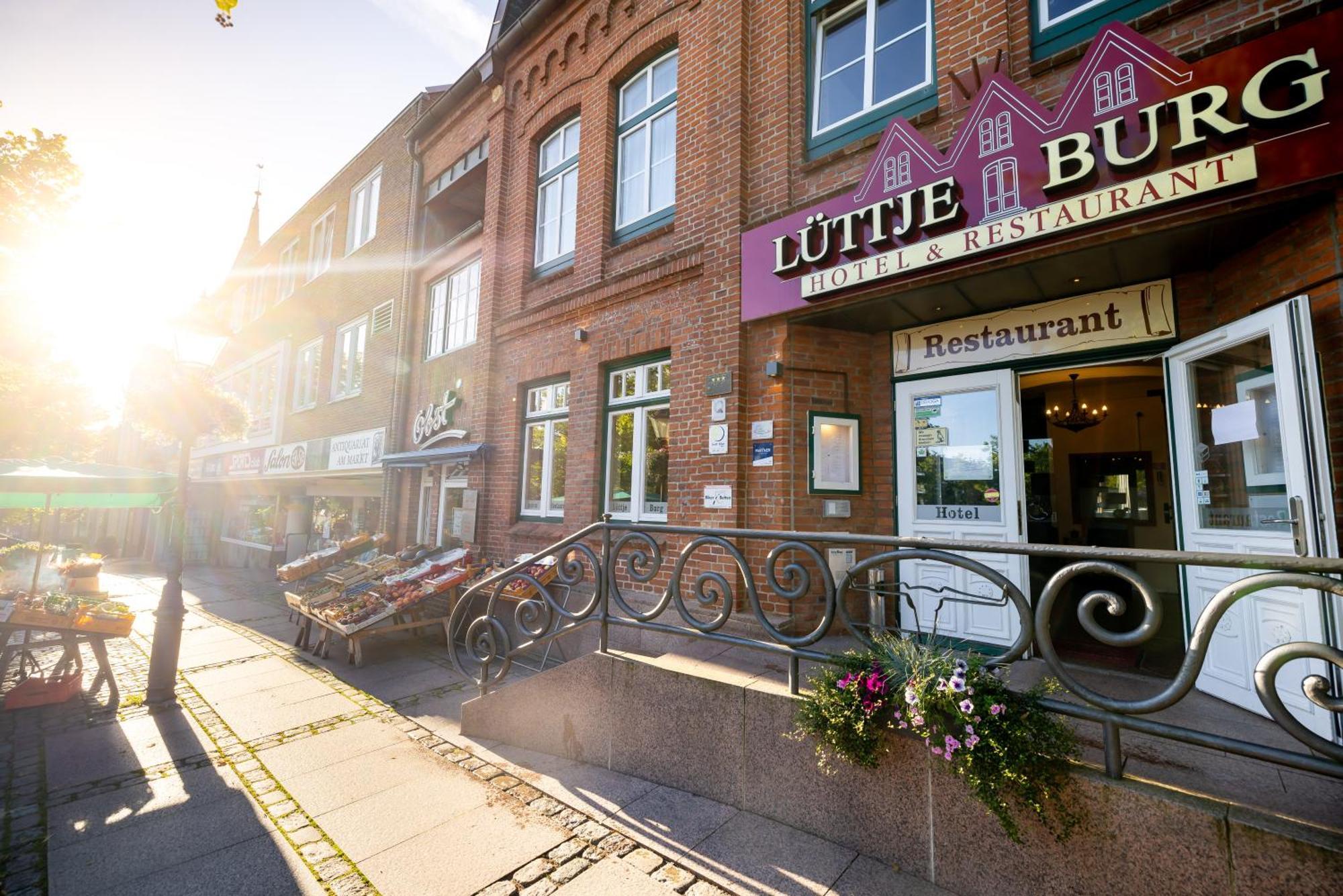 Hotel Luettje Burg Lütjenburg Eksteriør bilde